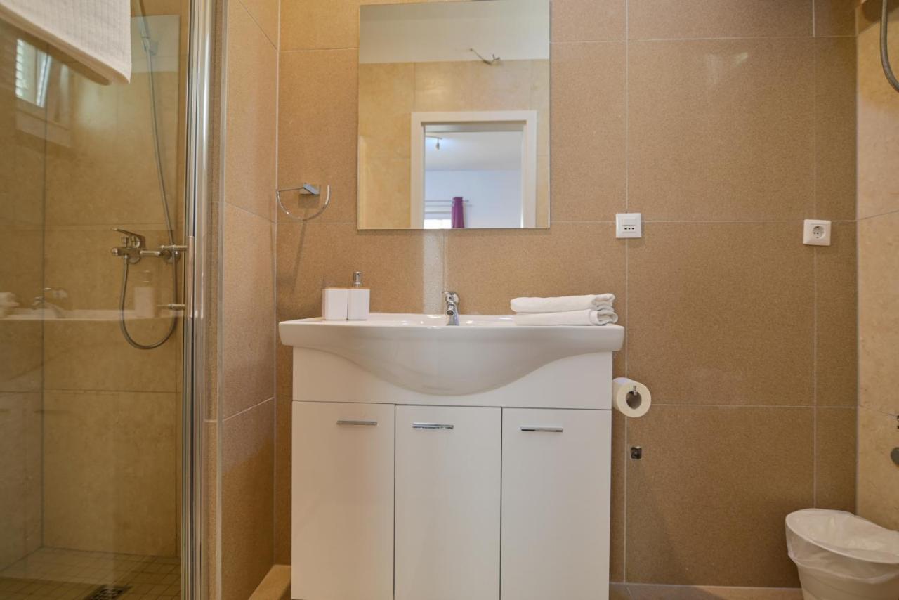Guesthouse Kate Trogir Exterior photo